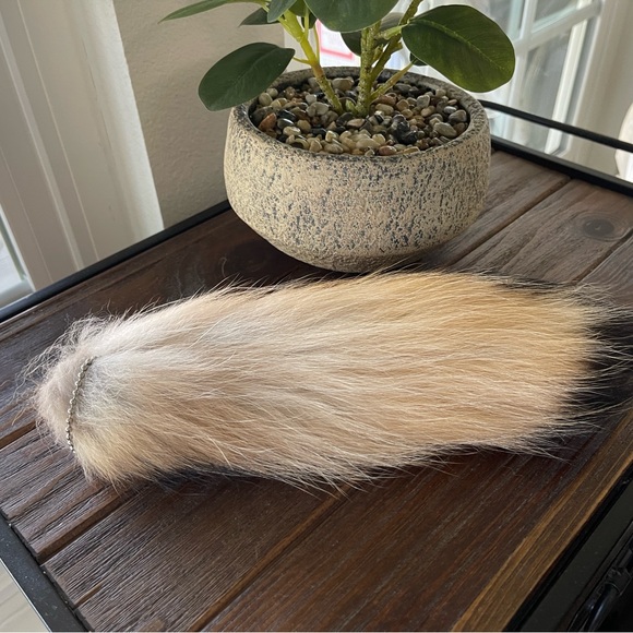 Real fox fur key chain/ purse Pom Pom - Picture 3 of 5